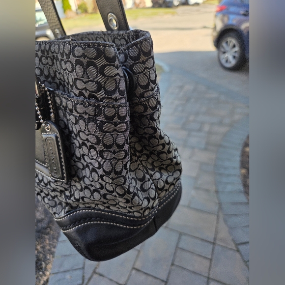 Coach 2007 Soho Signature Canvas Black/Brown Micro C Shoulder Bag - Picture 4 of 8